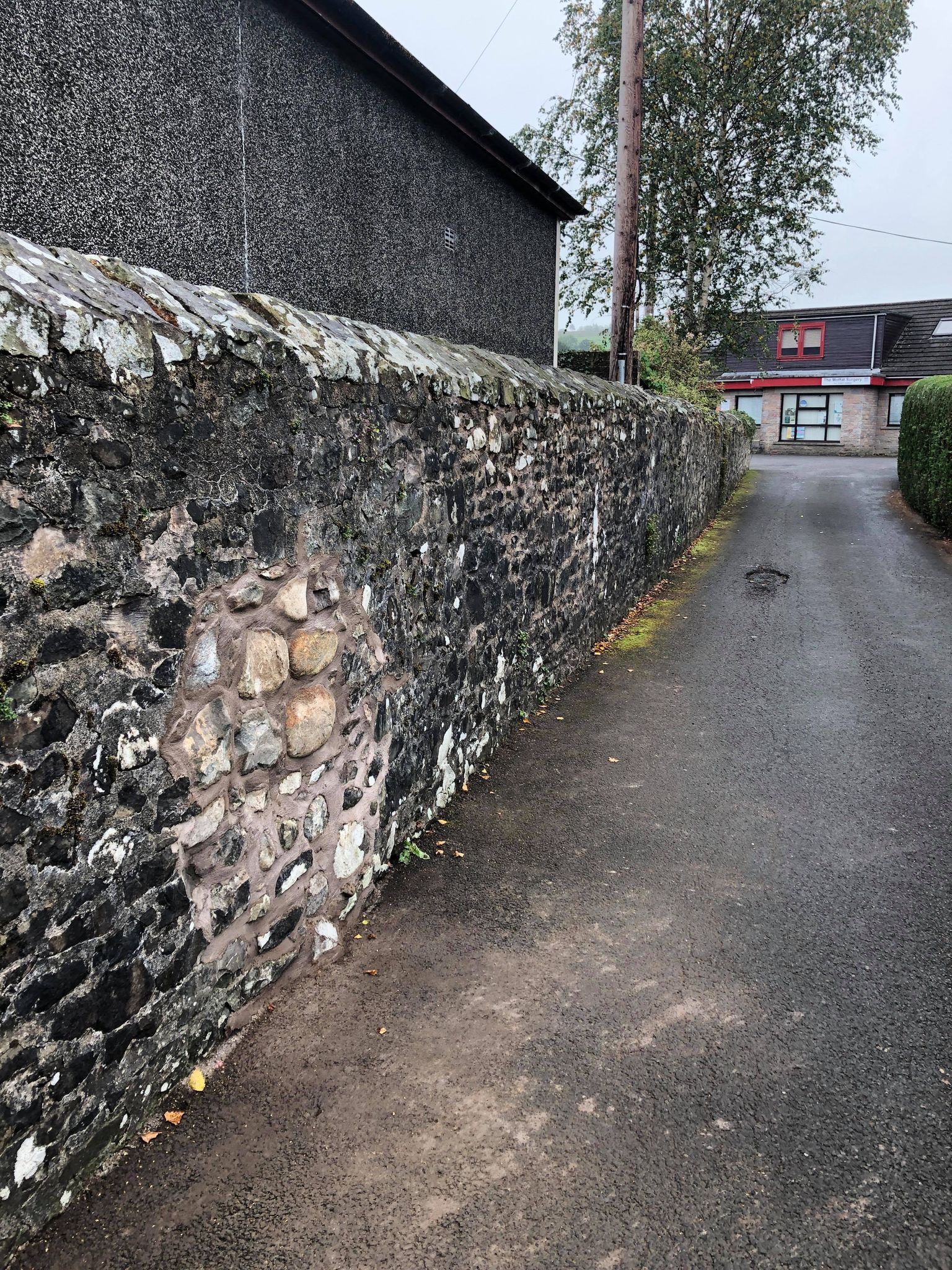 Historic wall was wrongly repaired, says trust