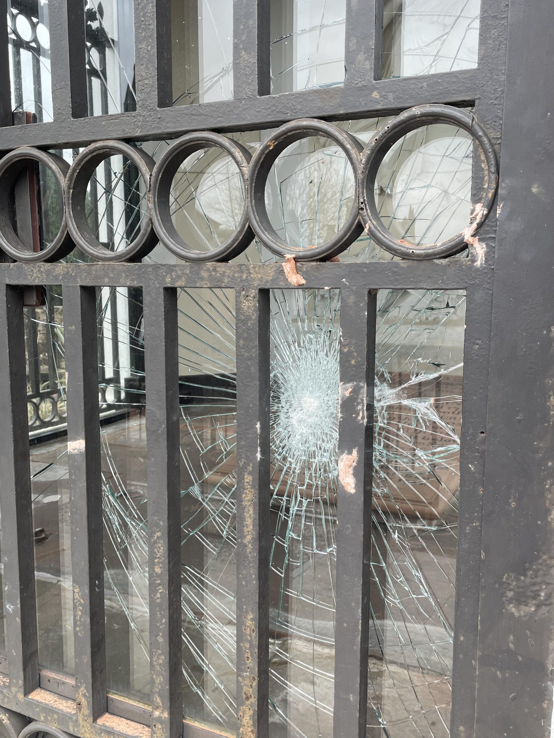 Anger at 'mindless vandalism' of Burns' resting place