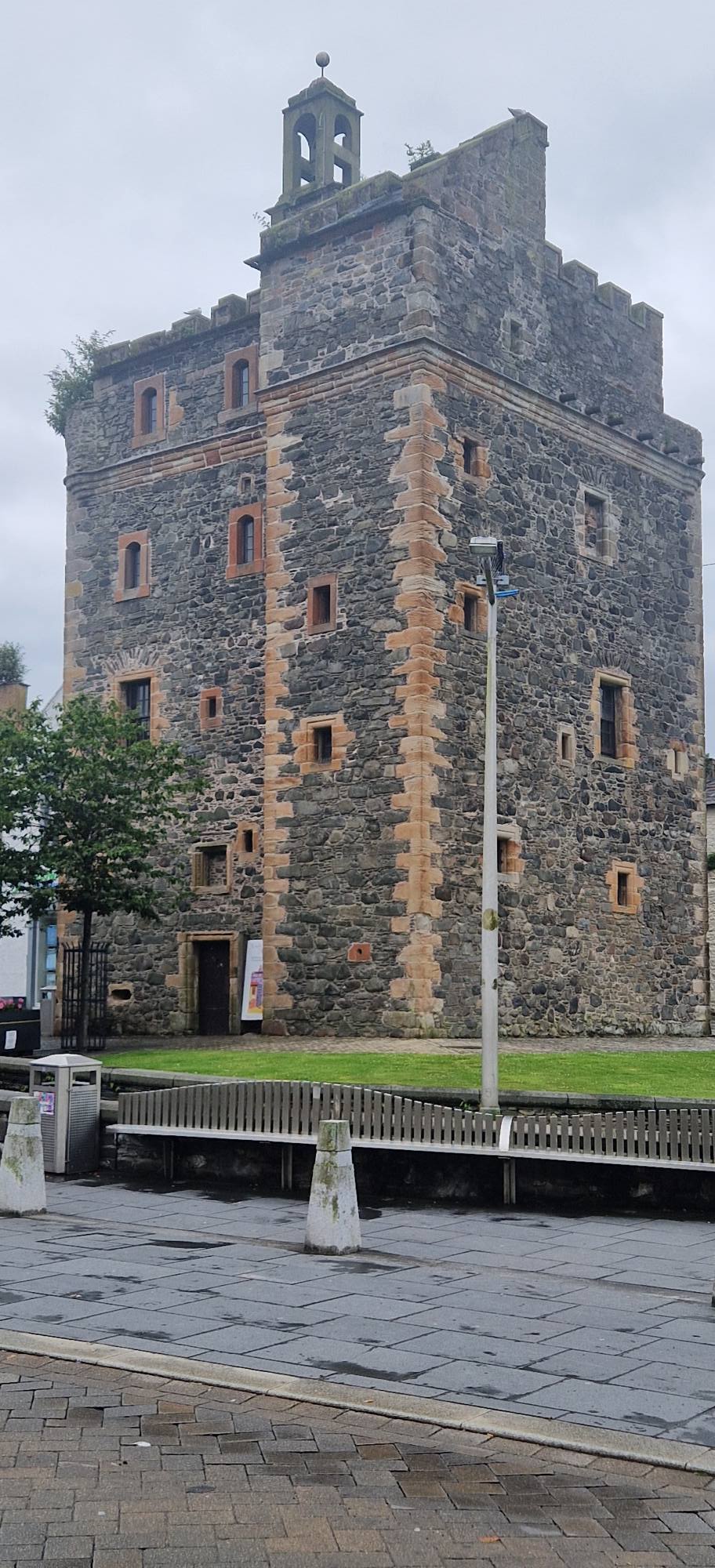 Castle petition gathers support