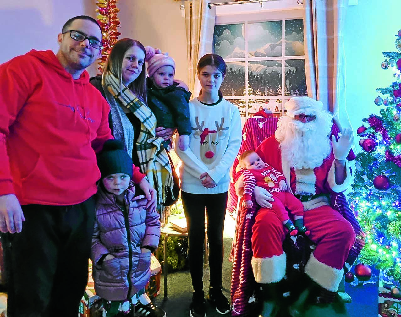 Family thank hospital with gift bonanza