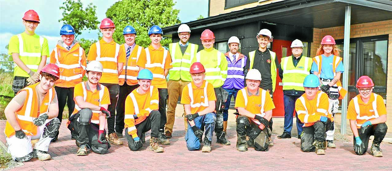 MSP praises apprenticeships