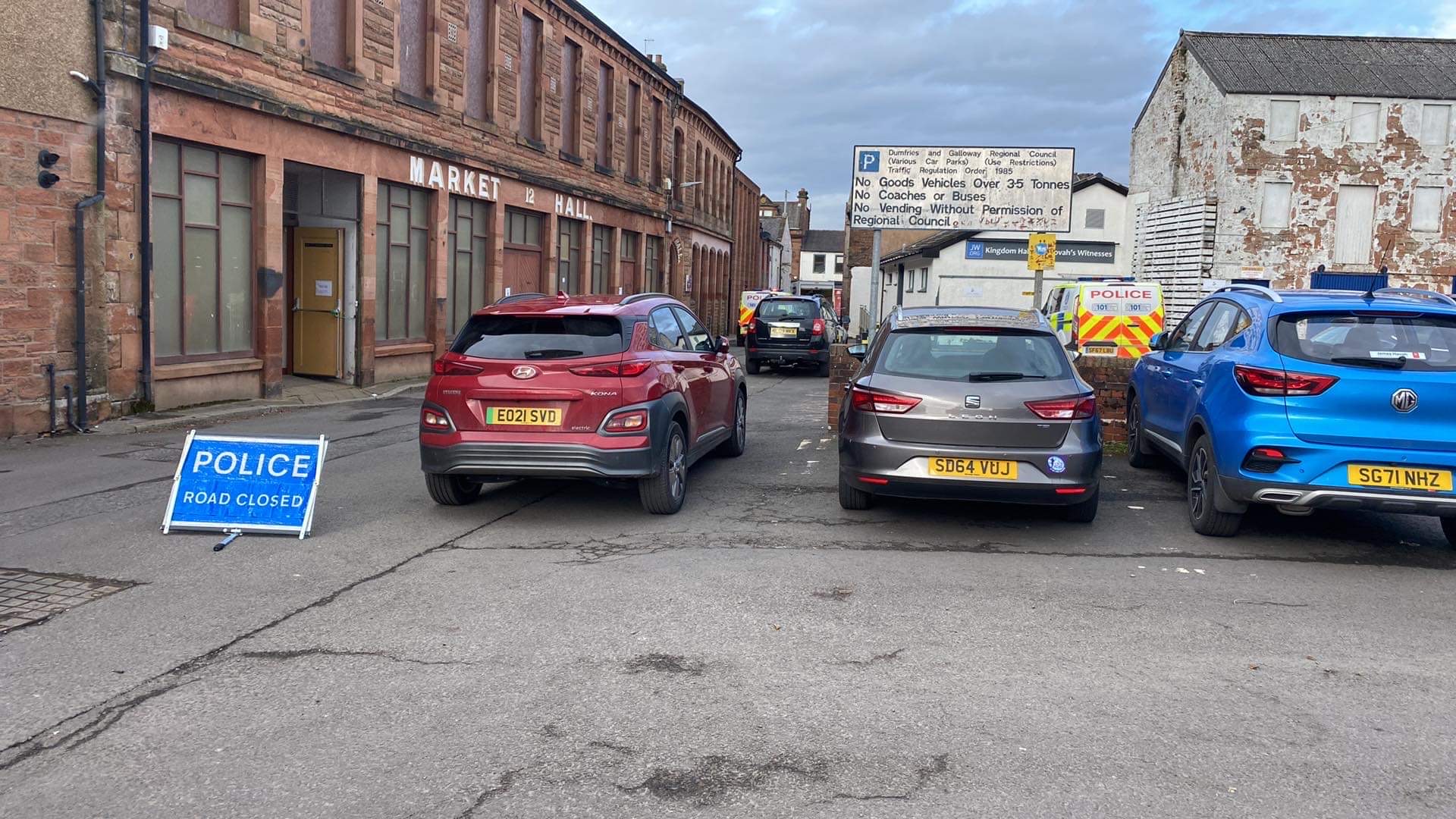 Police swoop on cannabis farm