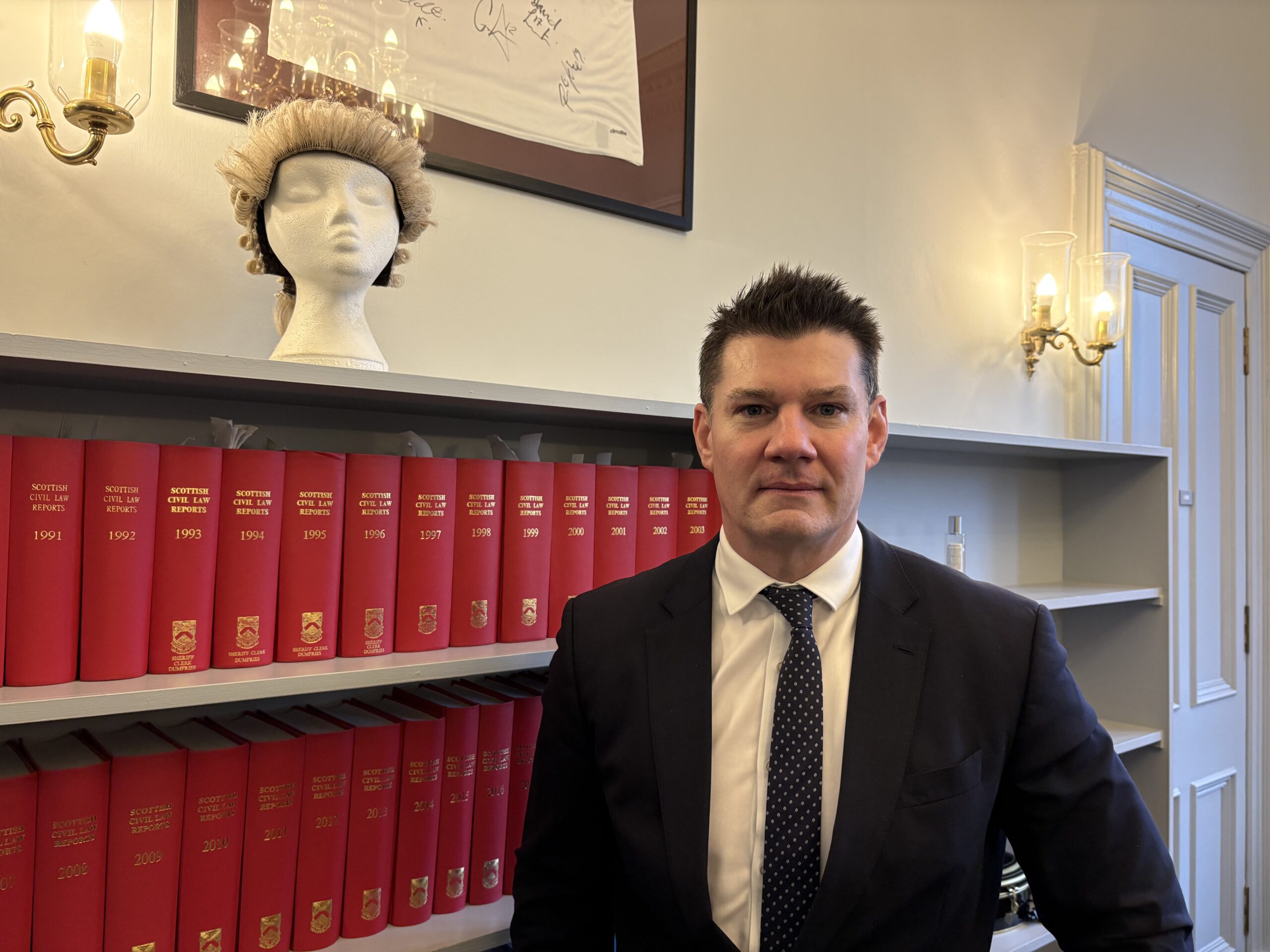 Sheriff bids fond farewell to court and town