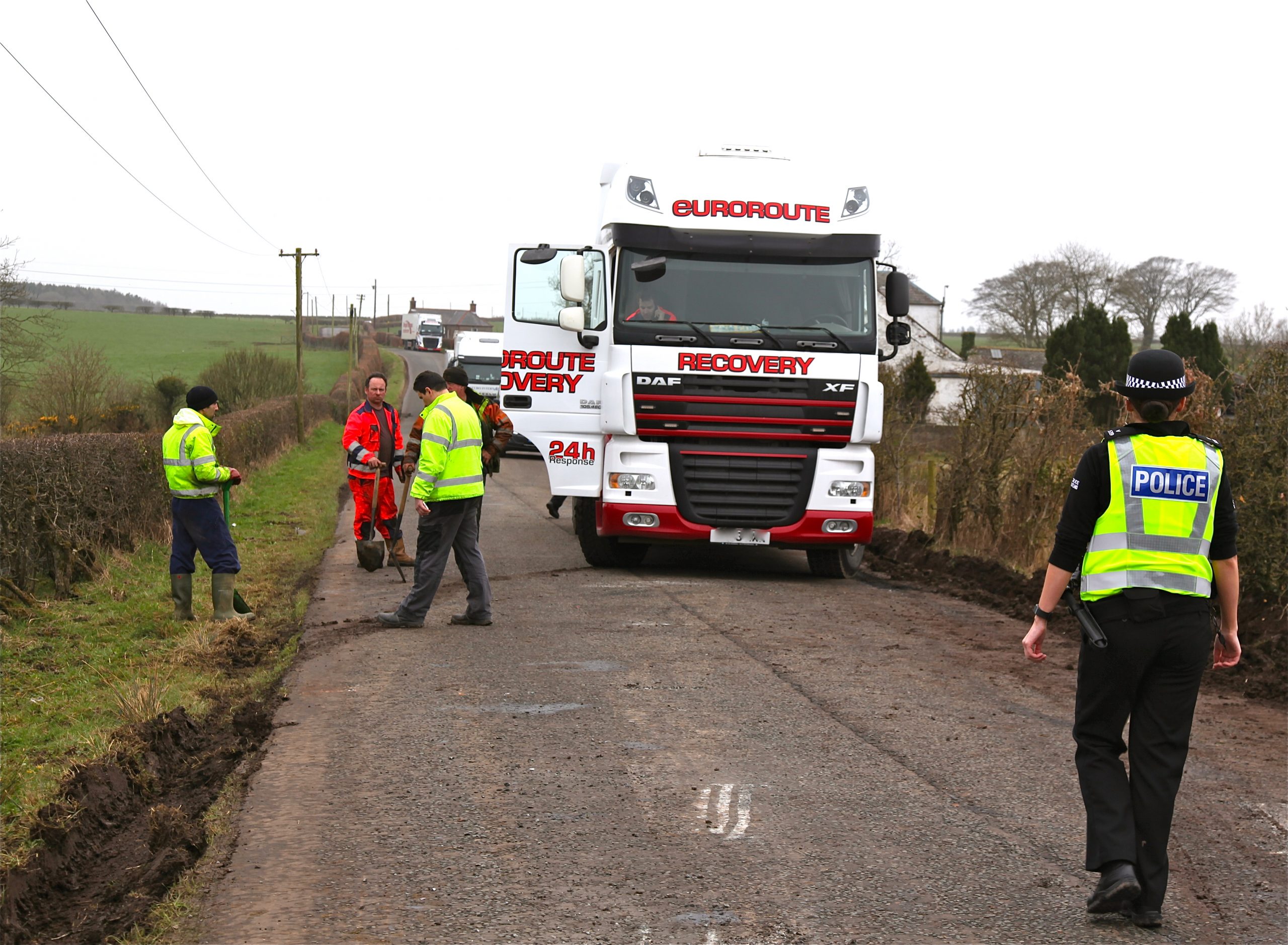 A75 work detour HGVs stranded