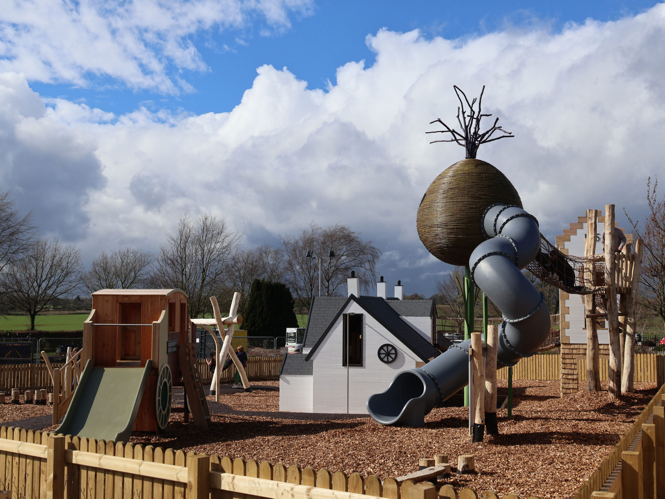 Gretna Green opens new food hall and play park