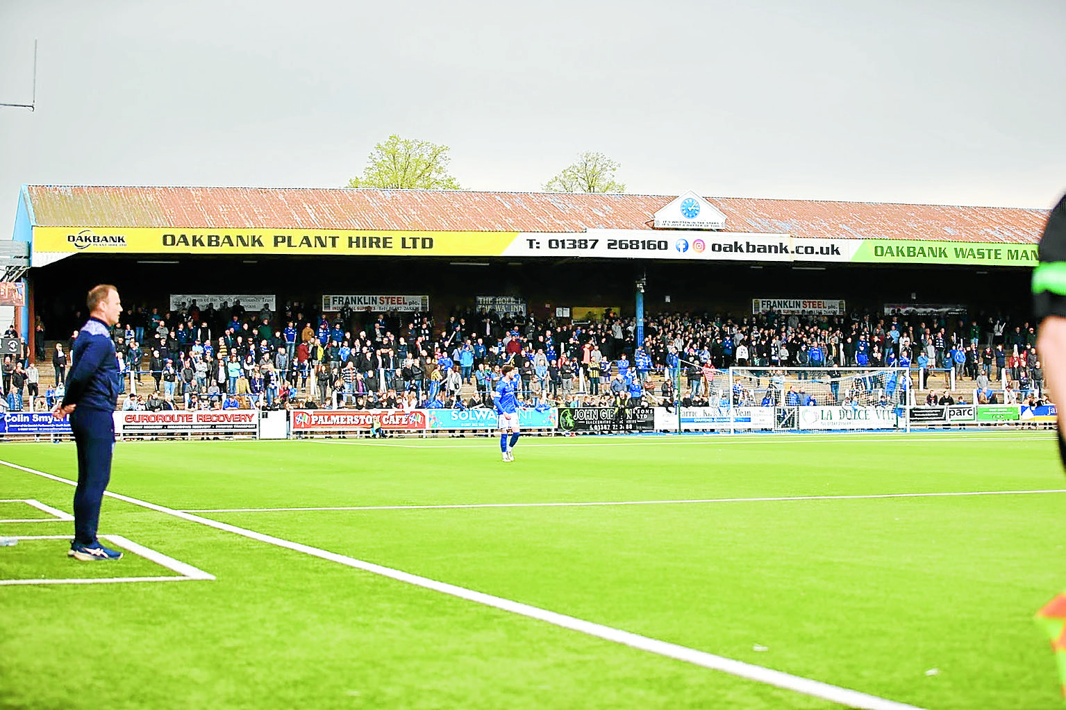 Late blow for Doonhamers
