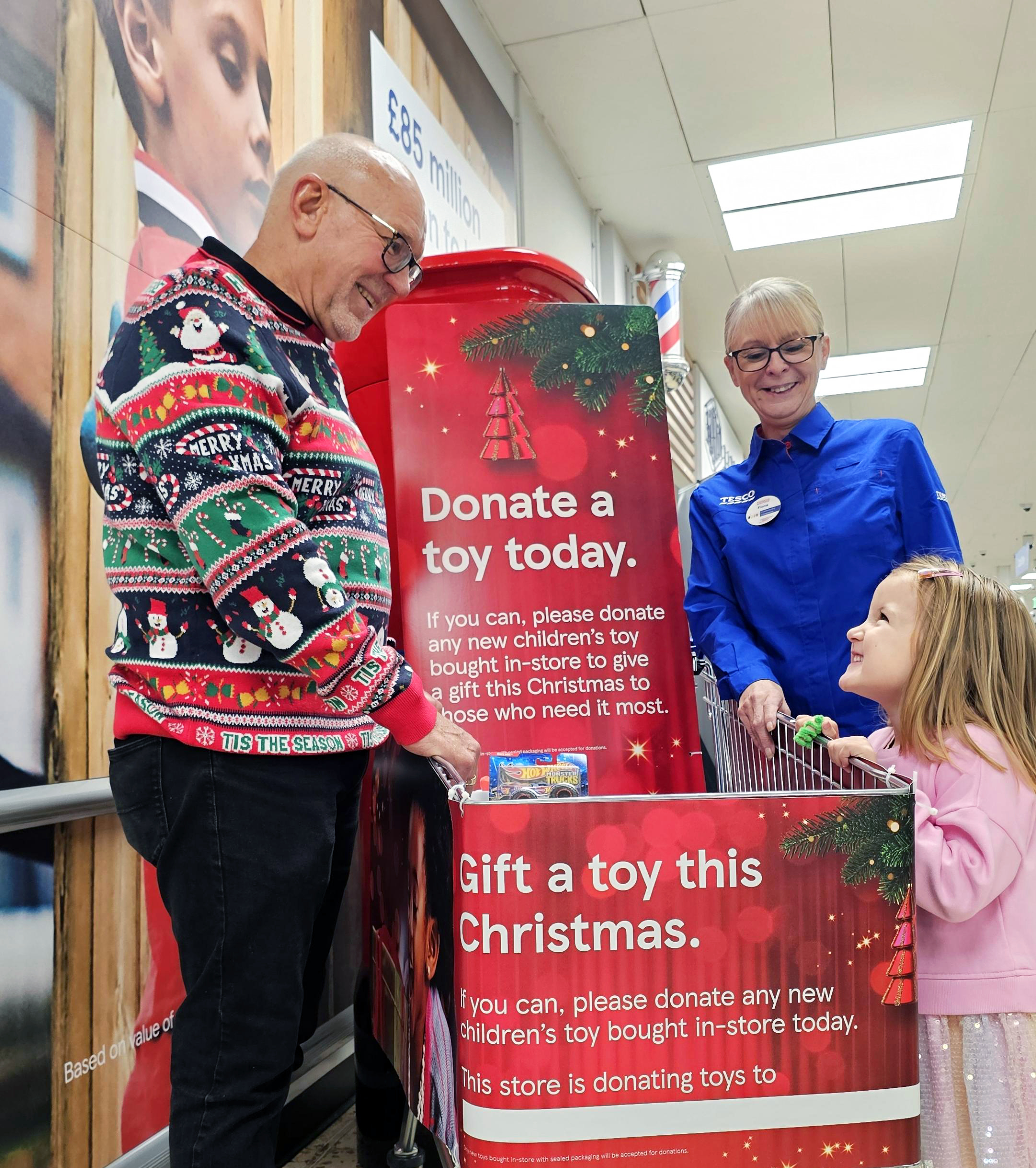 Praise for Christmas toy donations
