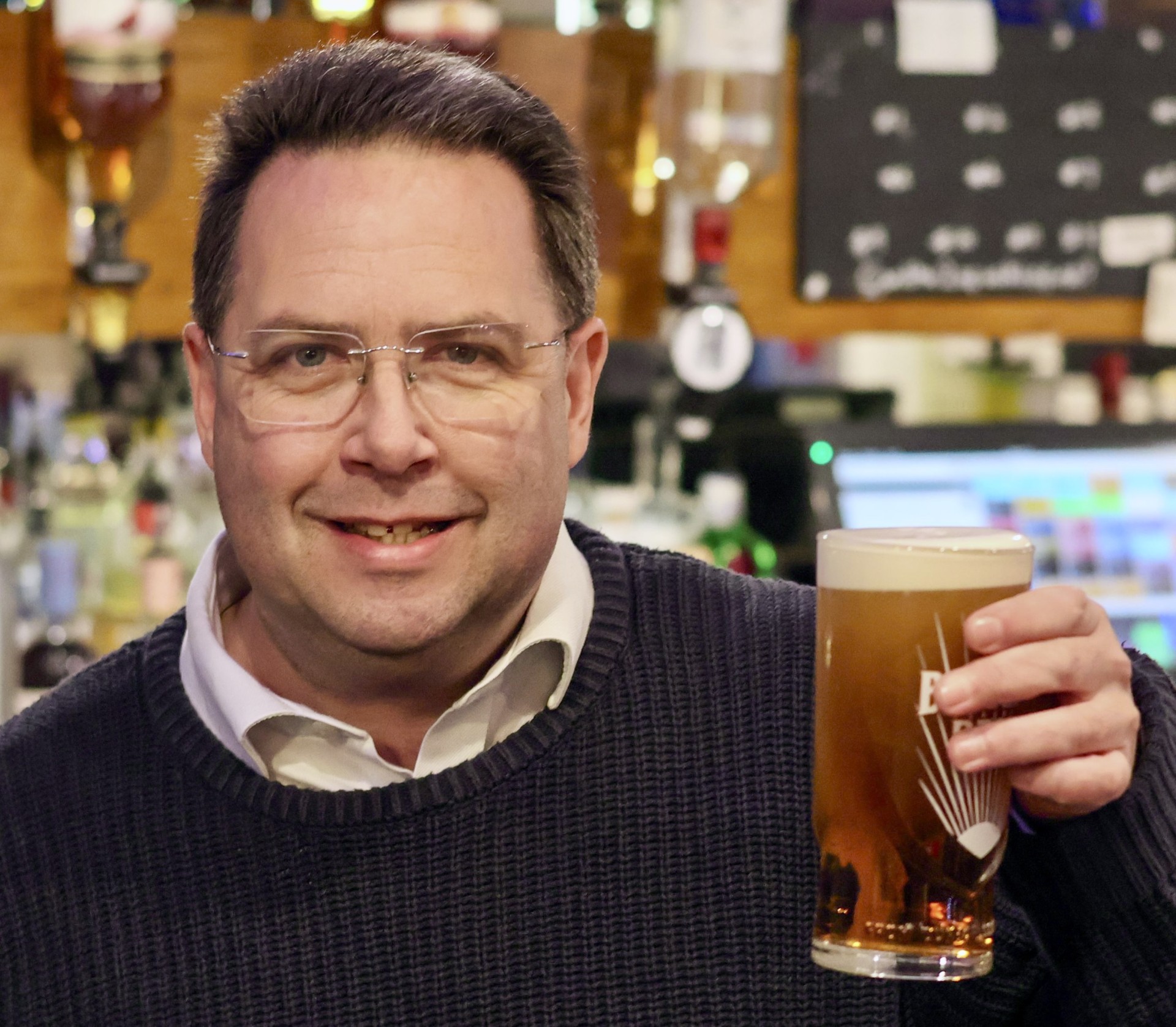MSP backs campaign to  save under-threat pubs