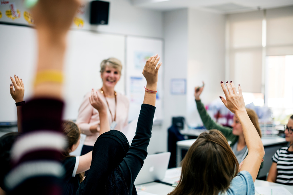 Report exposes teacher crisis