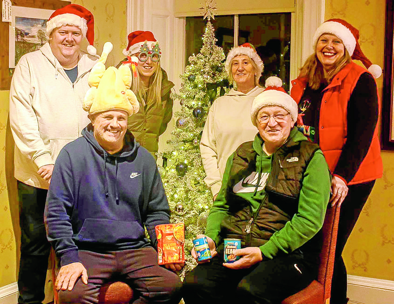 Raft Race team organise Annan Santa’s Sleigh tour