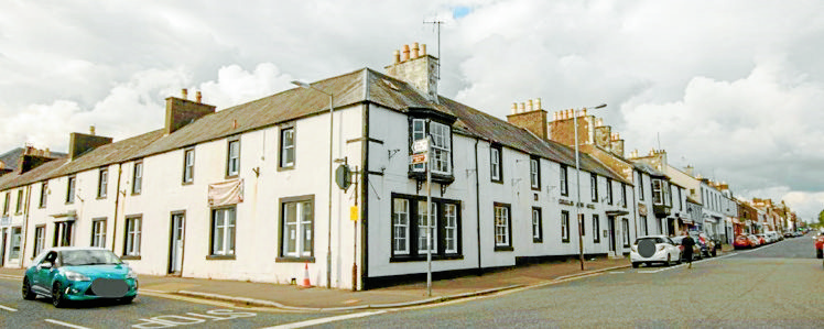 Castle Douglas hotel on market