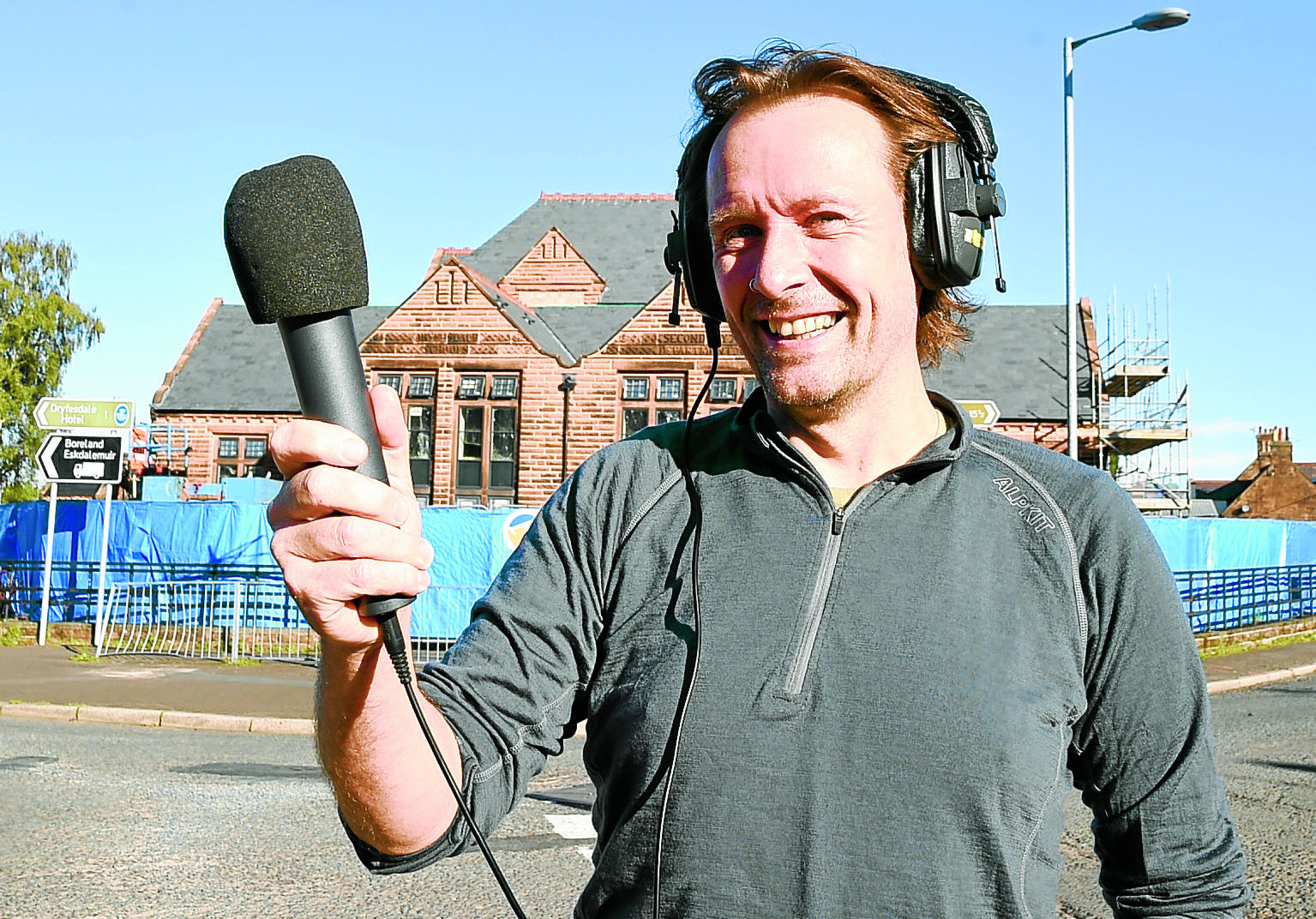 Podcast host Geoff appeals for ‘old school’ stories
