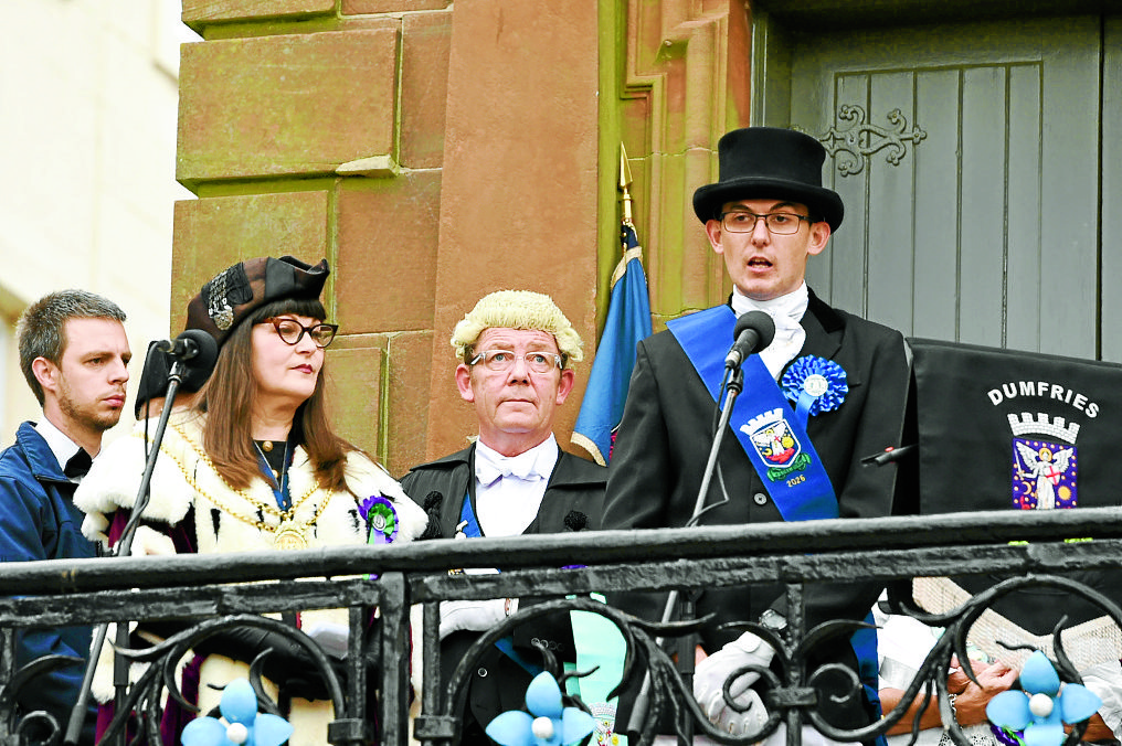 Guid Nychburris installation