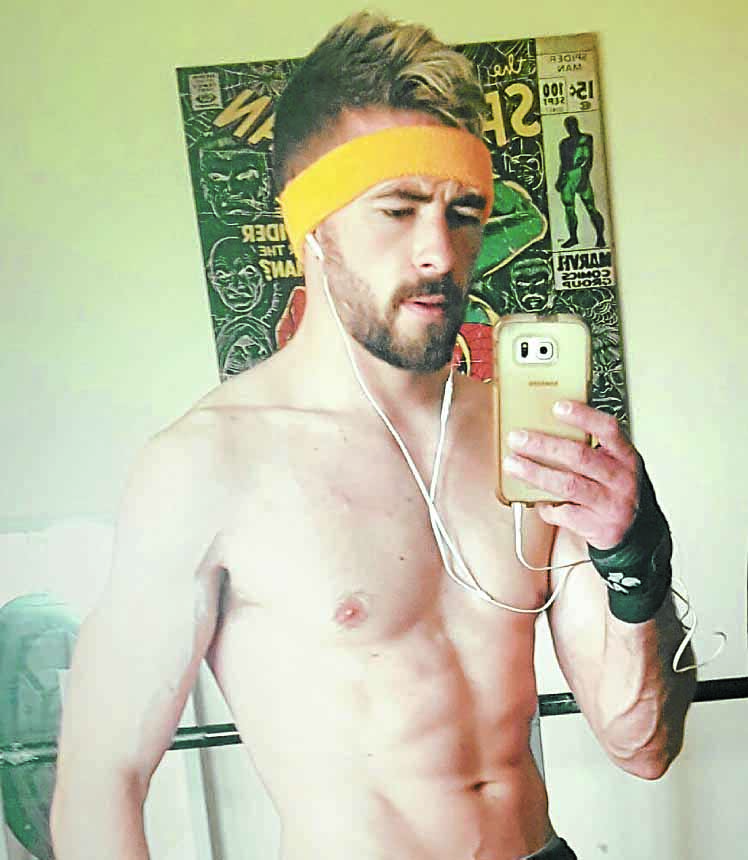 Neil bids to be vegan pin up