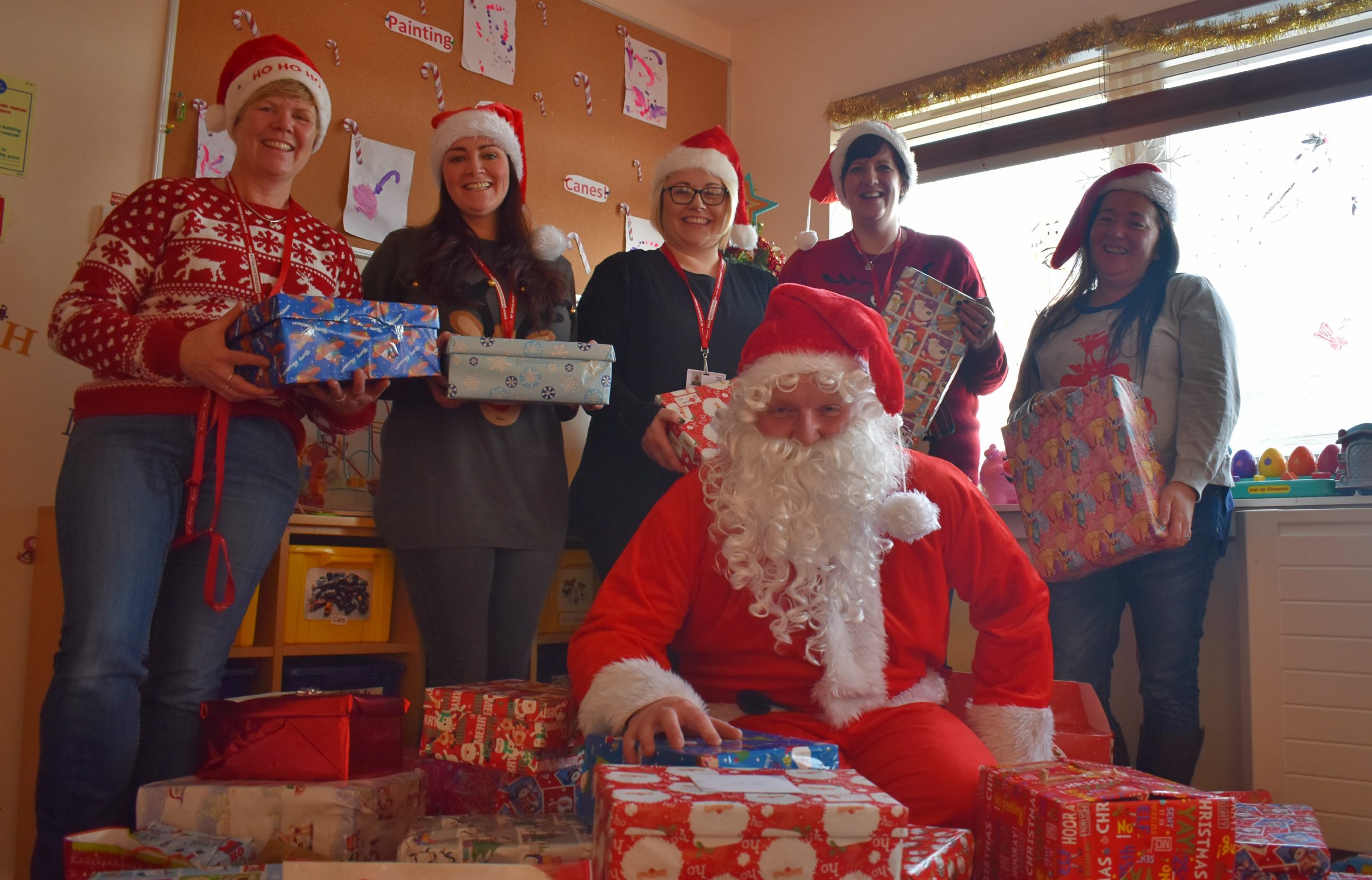 Santa spreads Xmas cheer