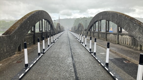 Bridge reopens with restrictions