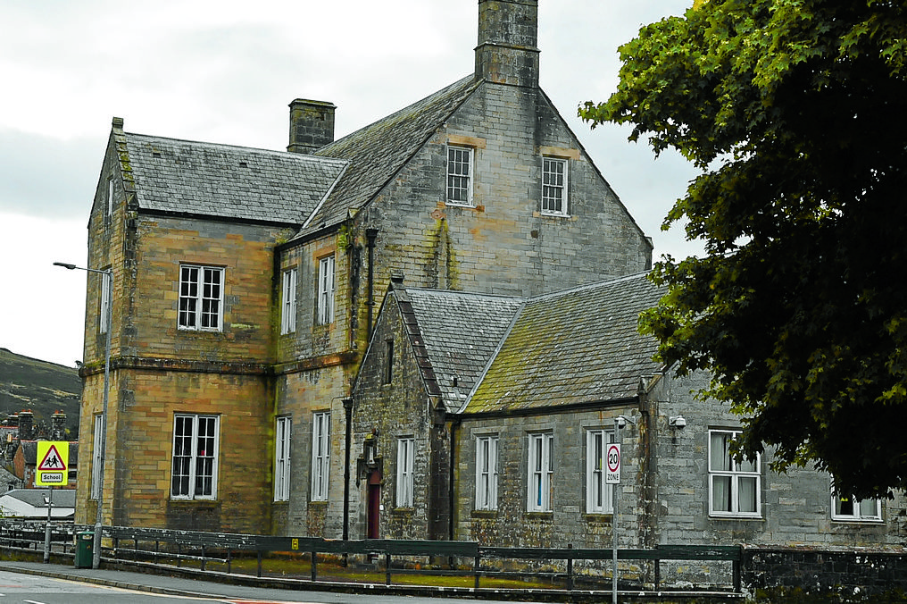Community group set to revitalise derelict school