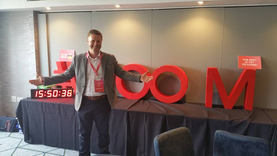 Friends 'voom' into the final