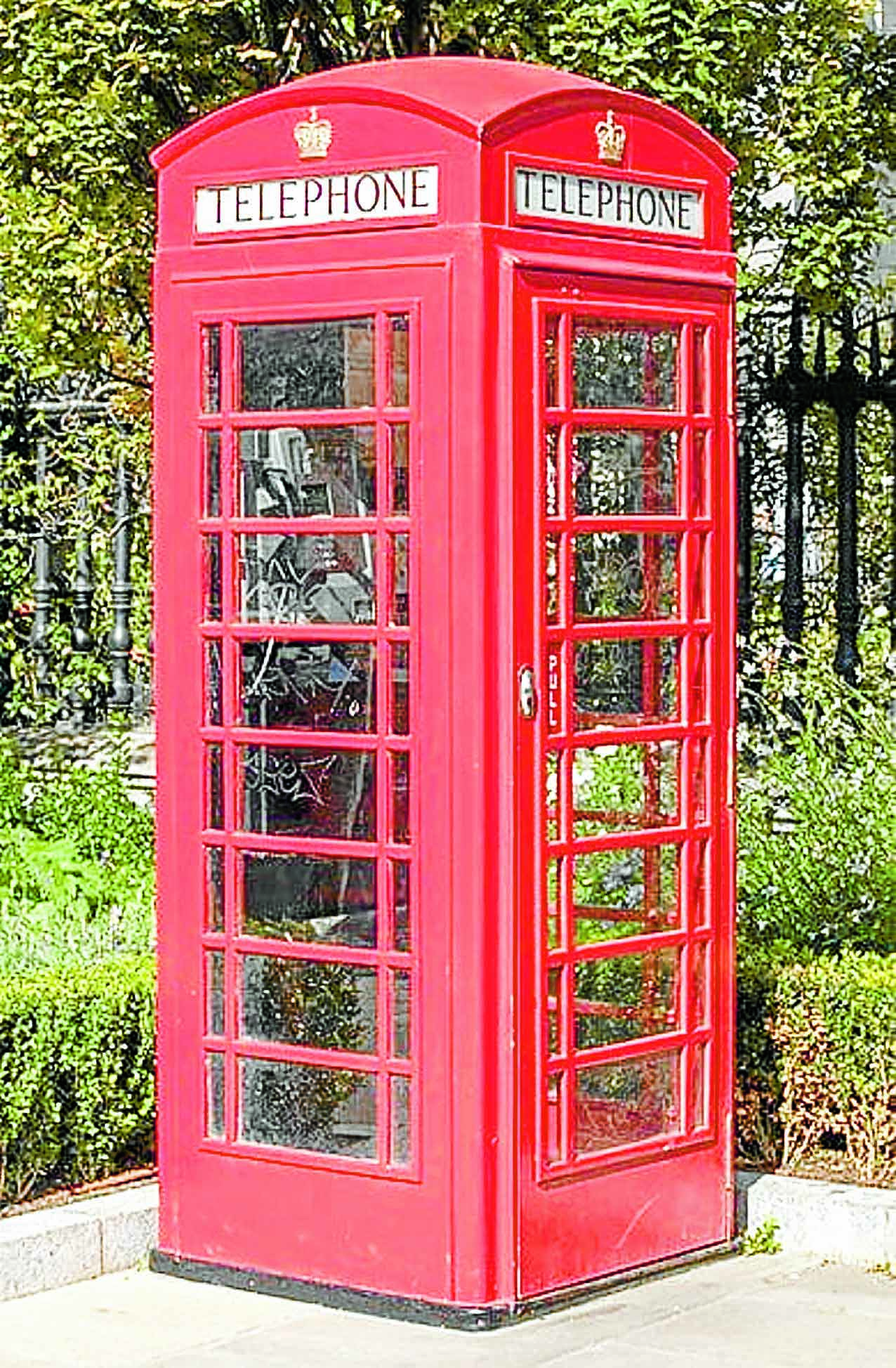 Council back Moffat phone box plan