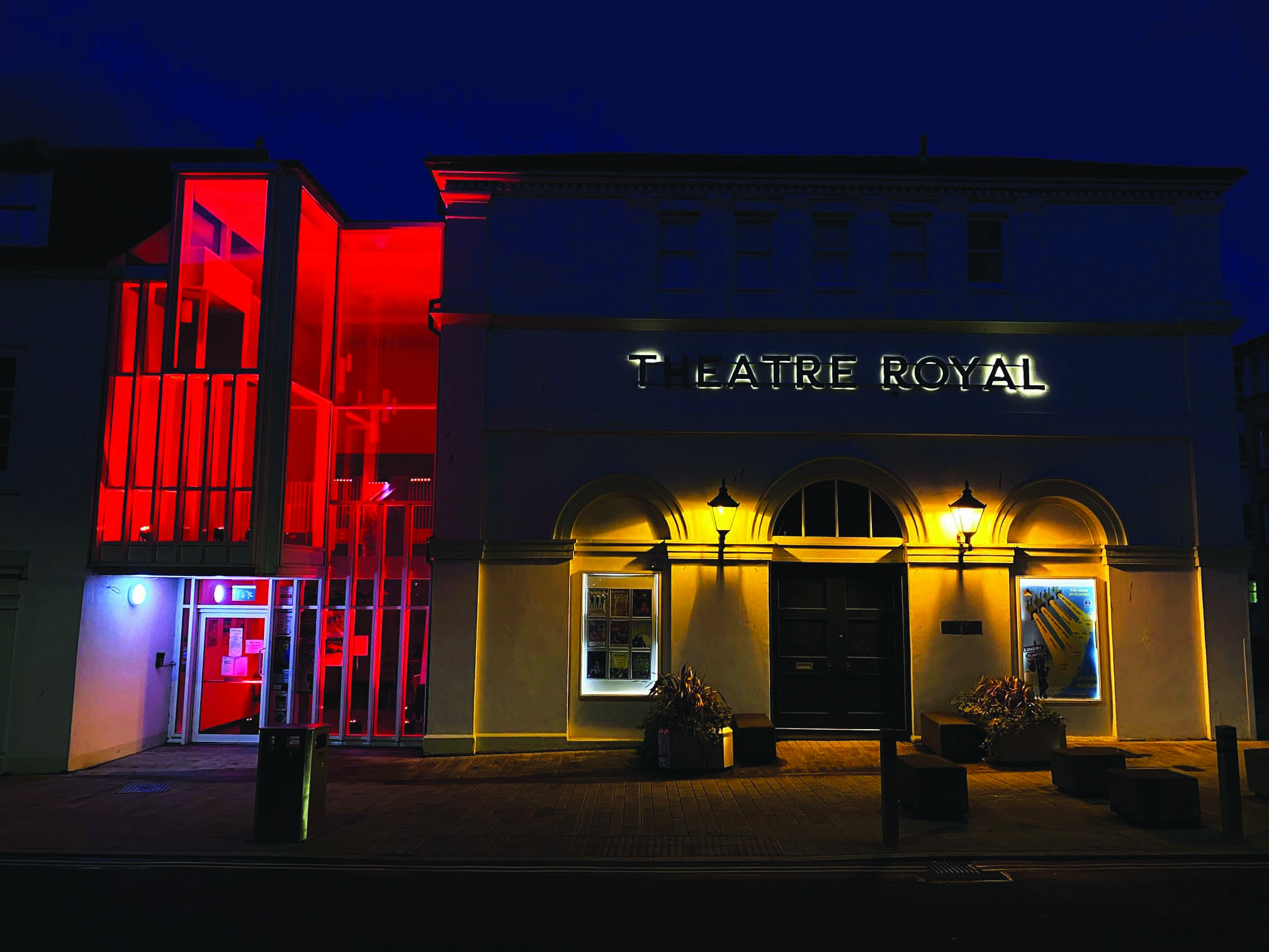 Theatre glows red for Covid-19