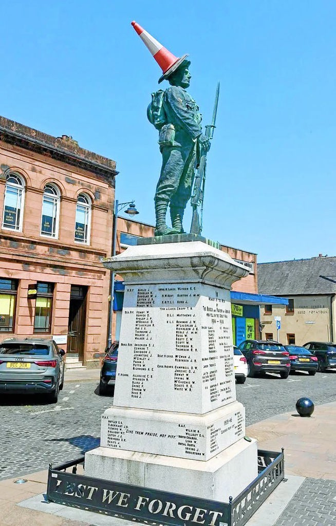 War memorial finally de-coned