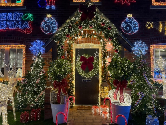 Search for the best Xmas houses